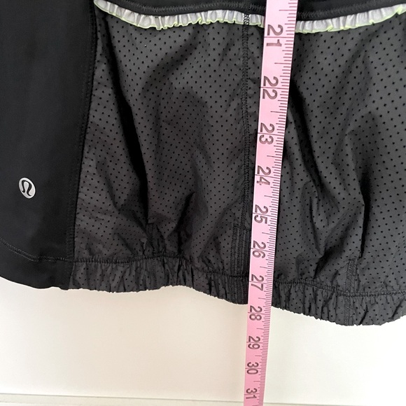 Lululemon cycling jacket sz 6 - Picture 15 of 16